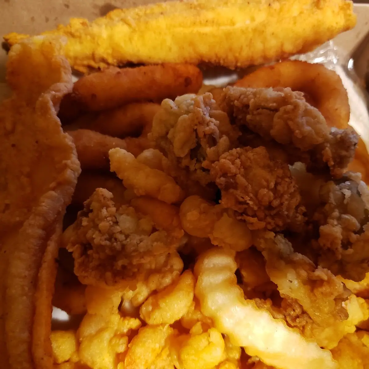 Combination Plate Flounder Oysters Popcorn Shrimp