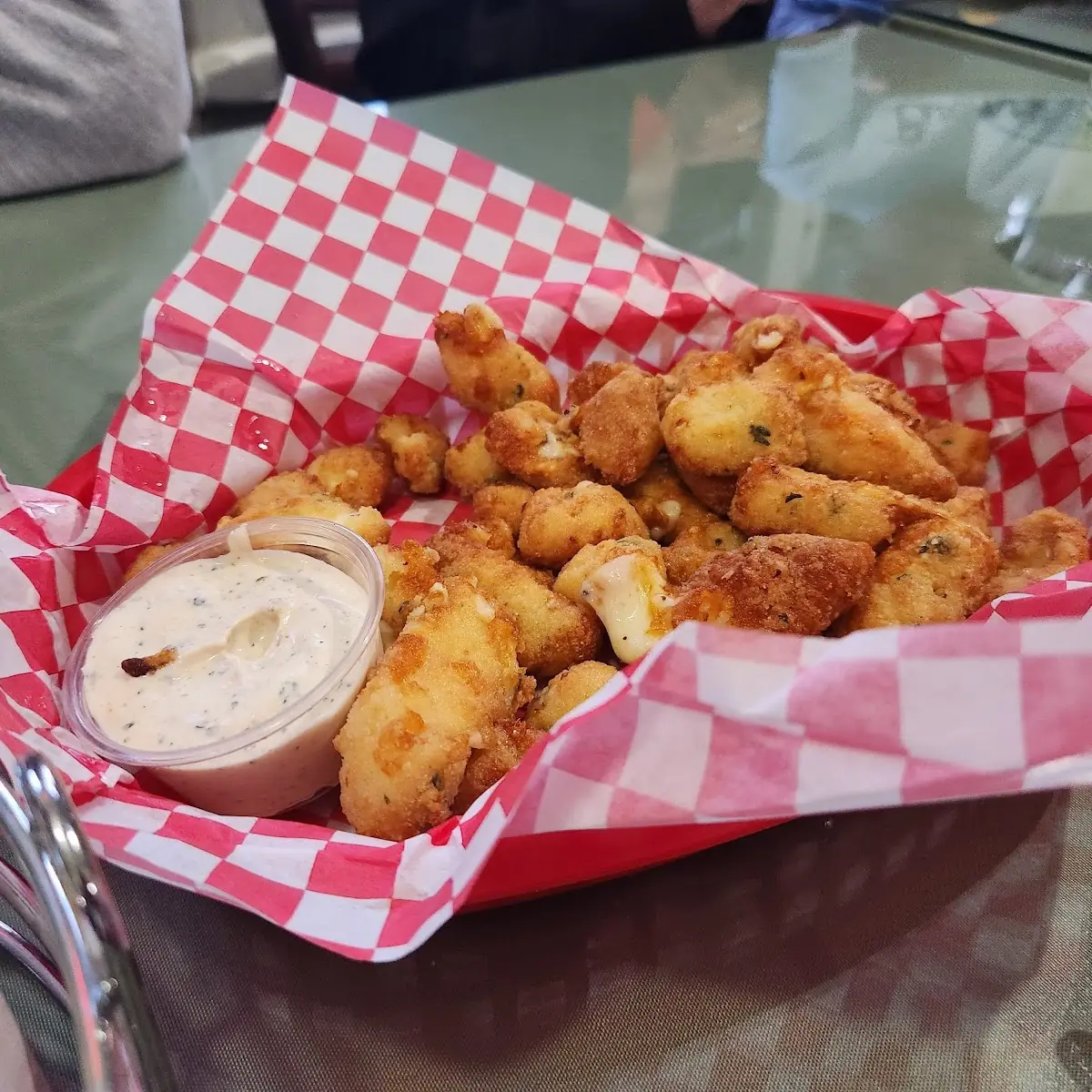 Garlic Cheese Curds