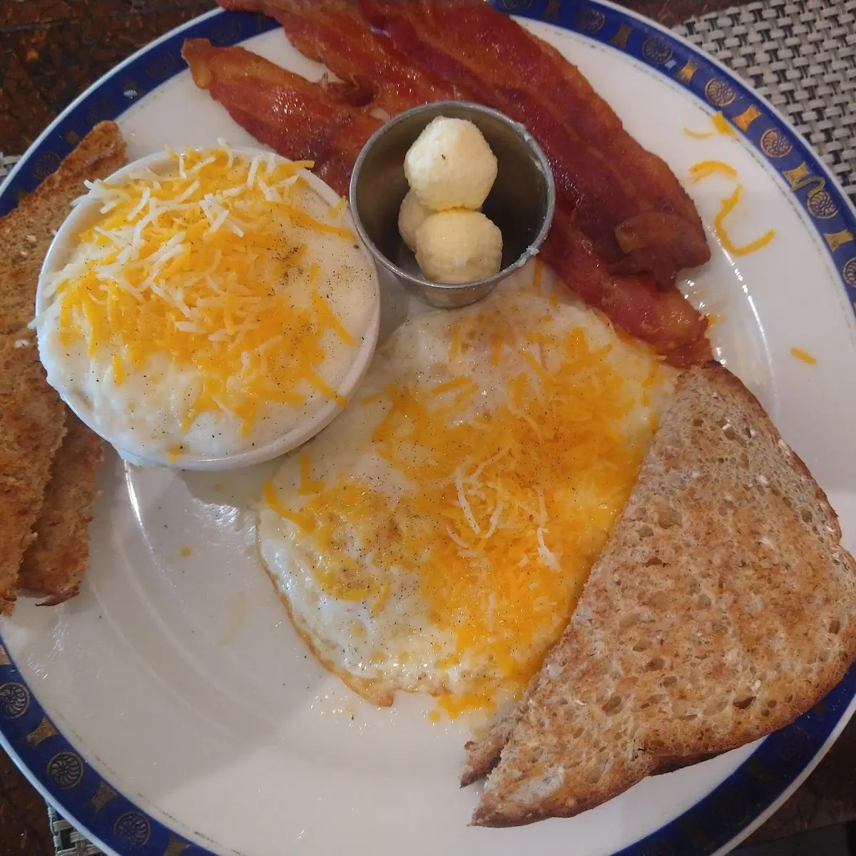 Creamy Grits or Hash Browns