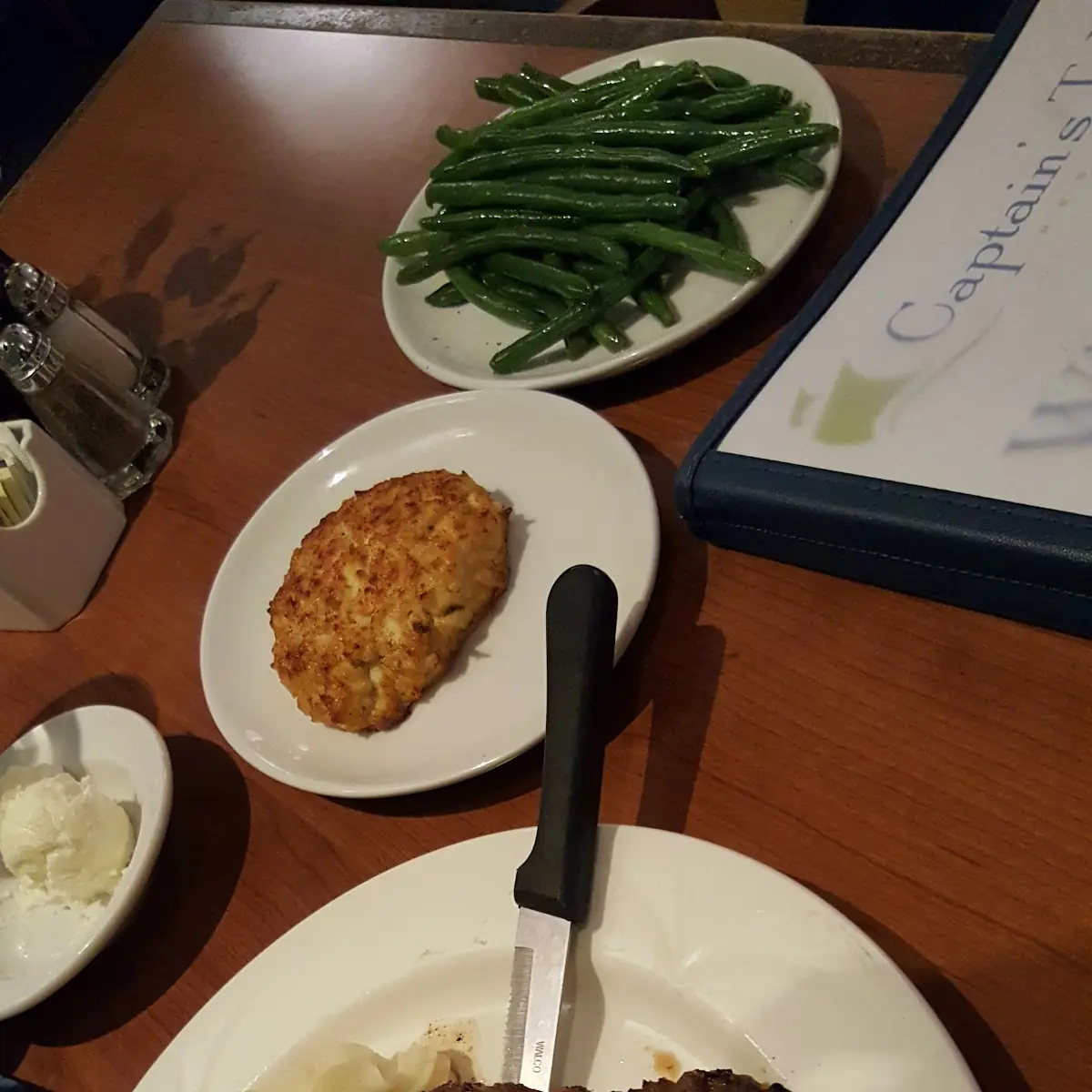 Crabcake with Mashed Potatoes and Green Beans