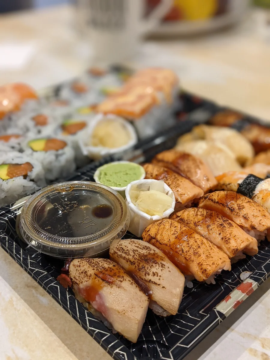 Aburi Sushi Combo, Aburiyaki Sushi
