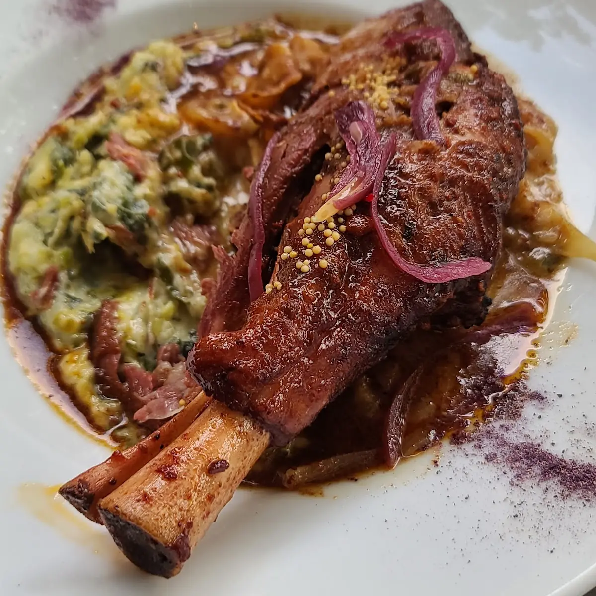 Lamb Shank with Potatoes and Leeks Puree