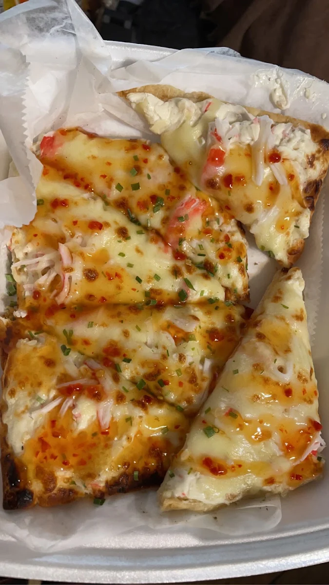 Crab Rangoon Flatbread