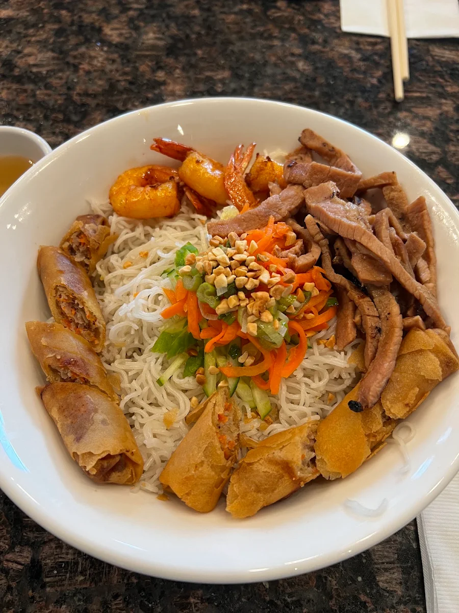 Vermicelli Topped with Vegetarian Spring Rolls, Quynh Vietnamese Cuisine