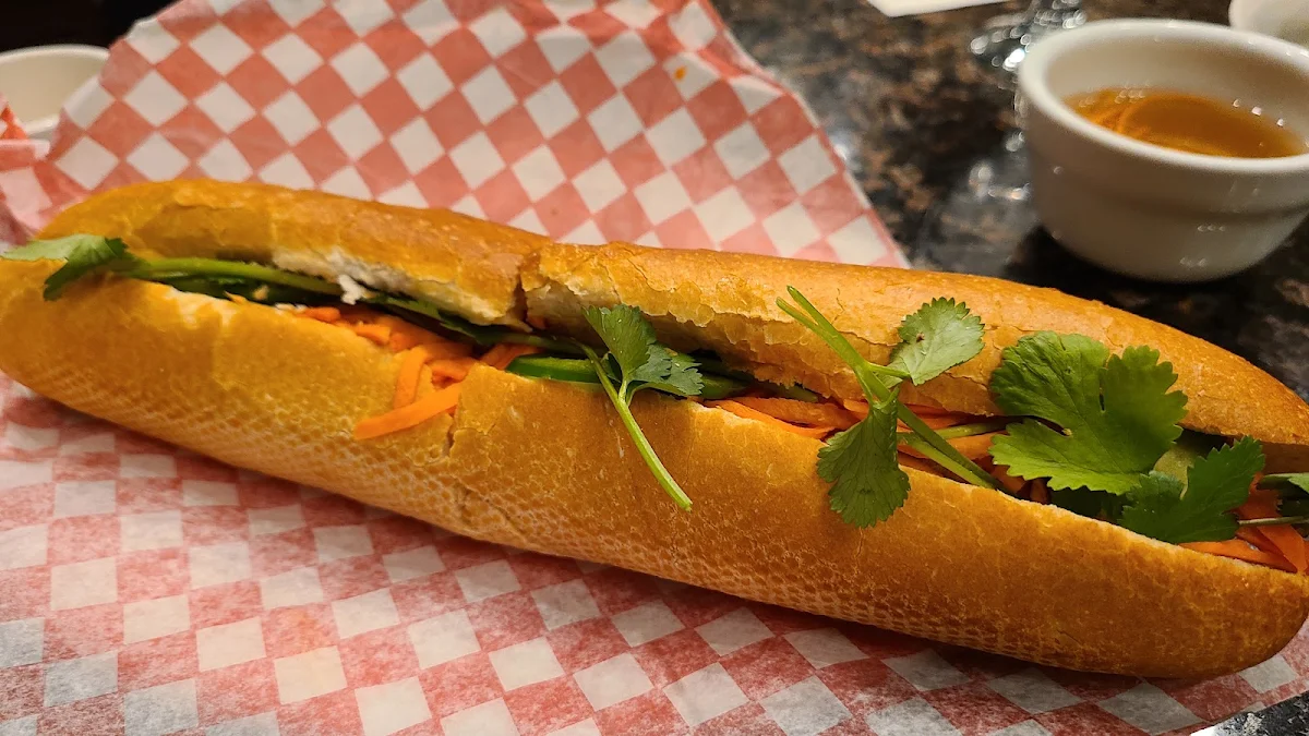 Vietnamese Sub, Quynh Vietnamese Cuisine