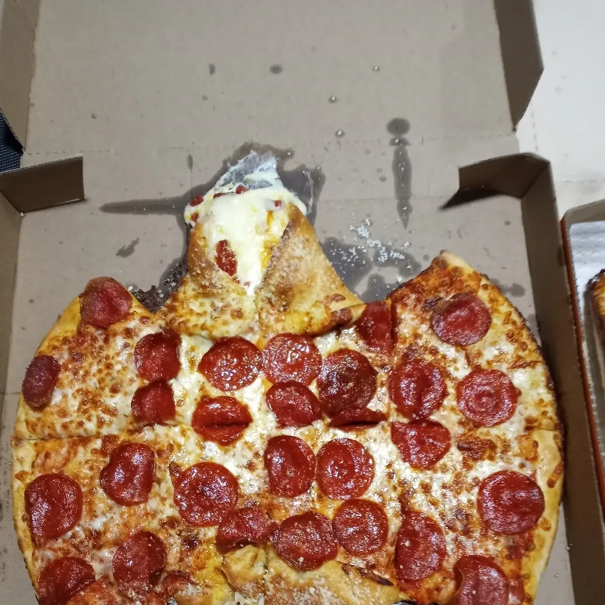Batman Calzony de Queso Y Pepperoni