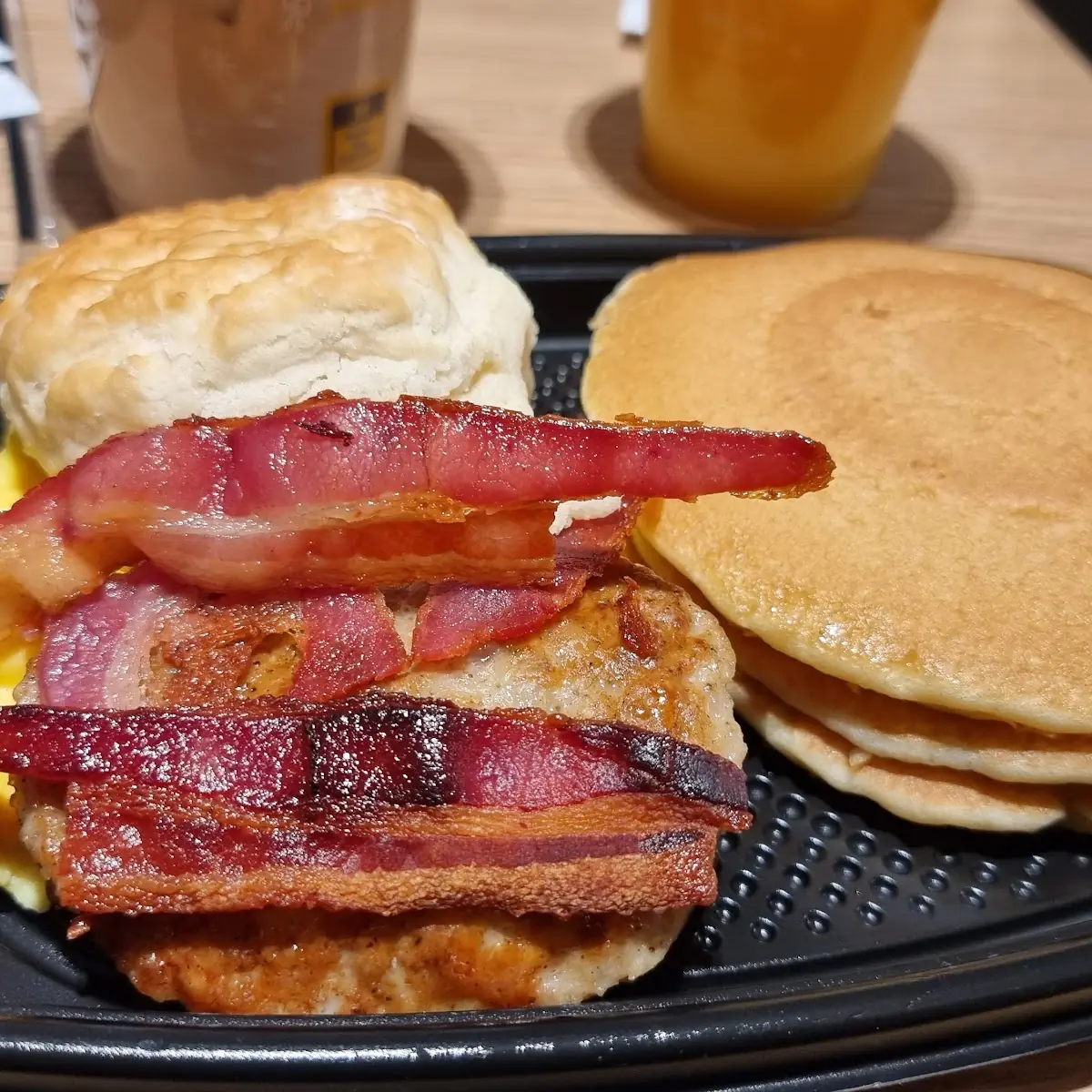Big Breakfast with Hotcakes