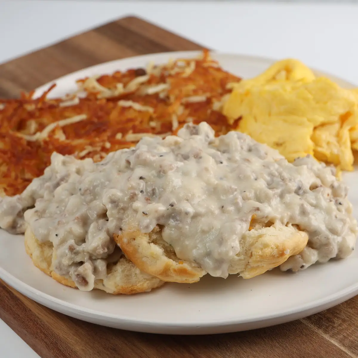 House Made Biscuit 'N Gravy