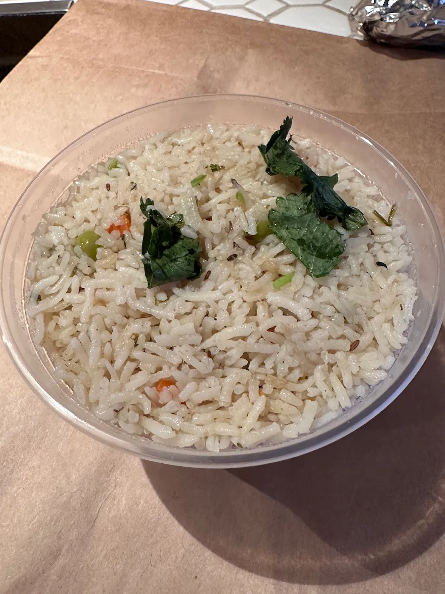 Vegetable Stir Fried Rice/ Riz sauté aux légumes