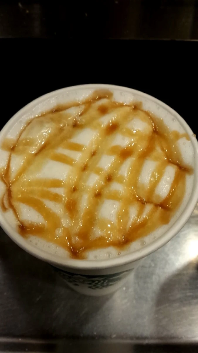 Iced Caramel Macchiato