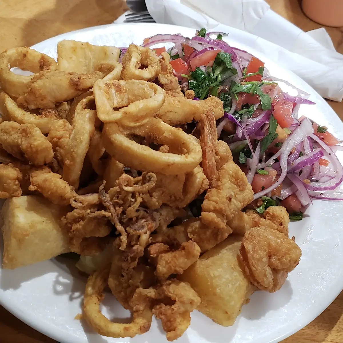 Jalea - Fried Seafood Combo