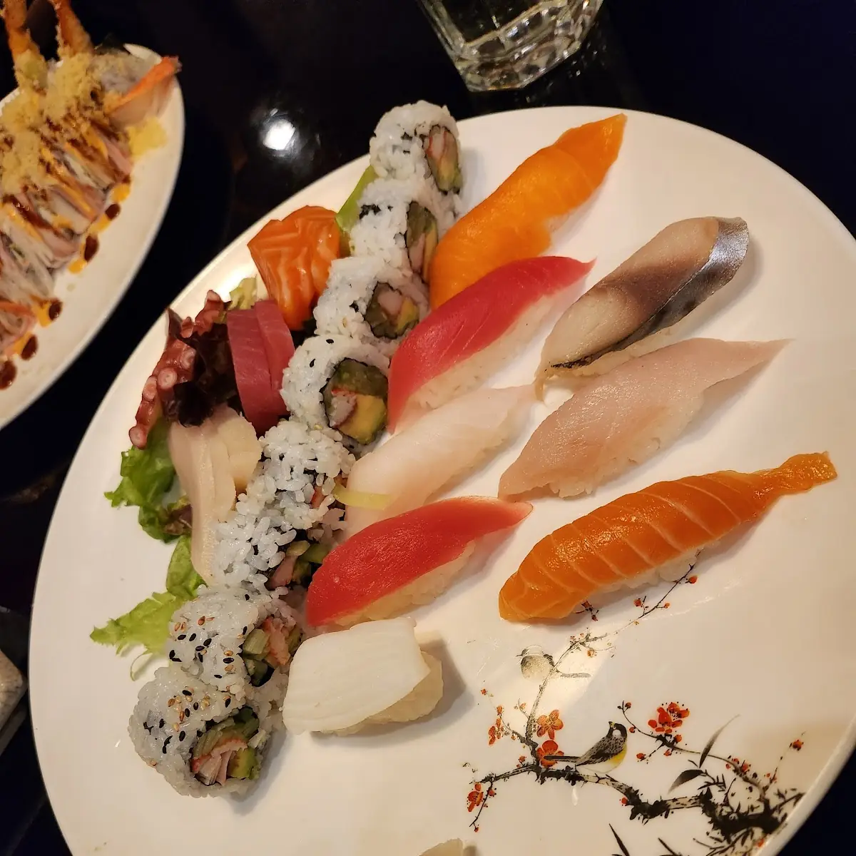 Sushi & Sashimi Combo