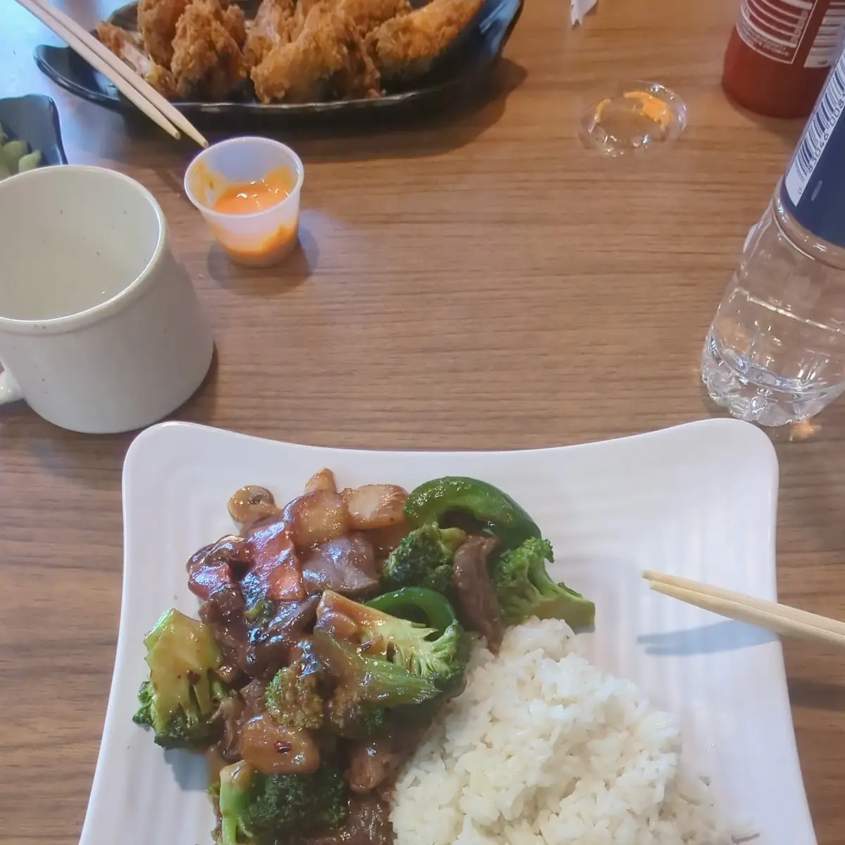 Schezuan Beef with White Rice and Eggroll