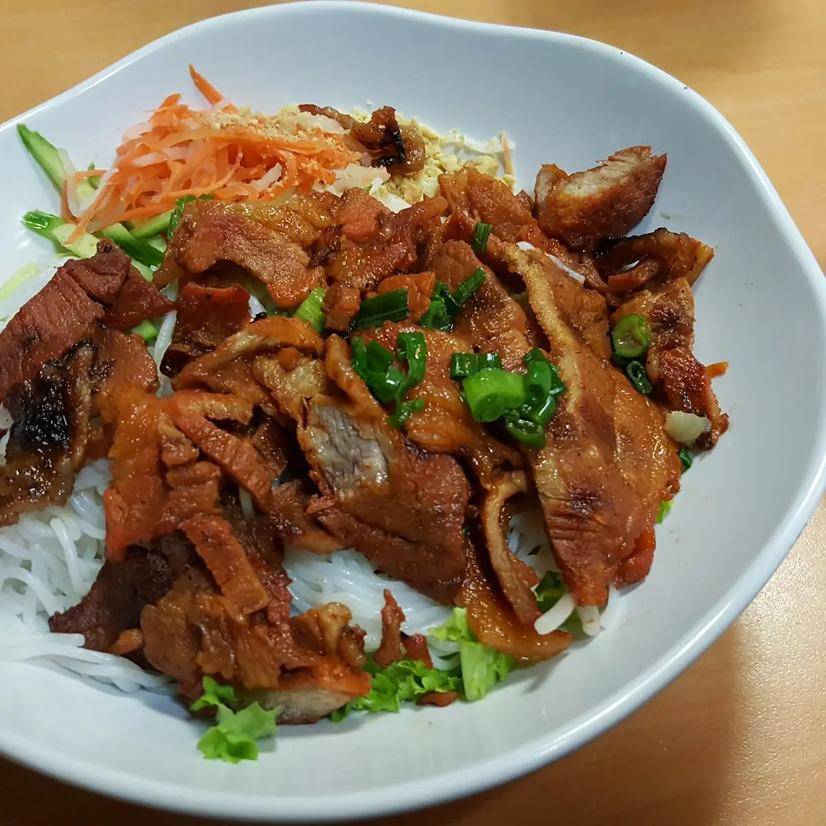 BBQ Pork with Vermicelli Noodles