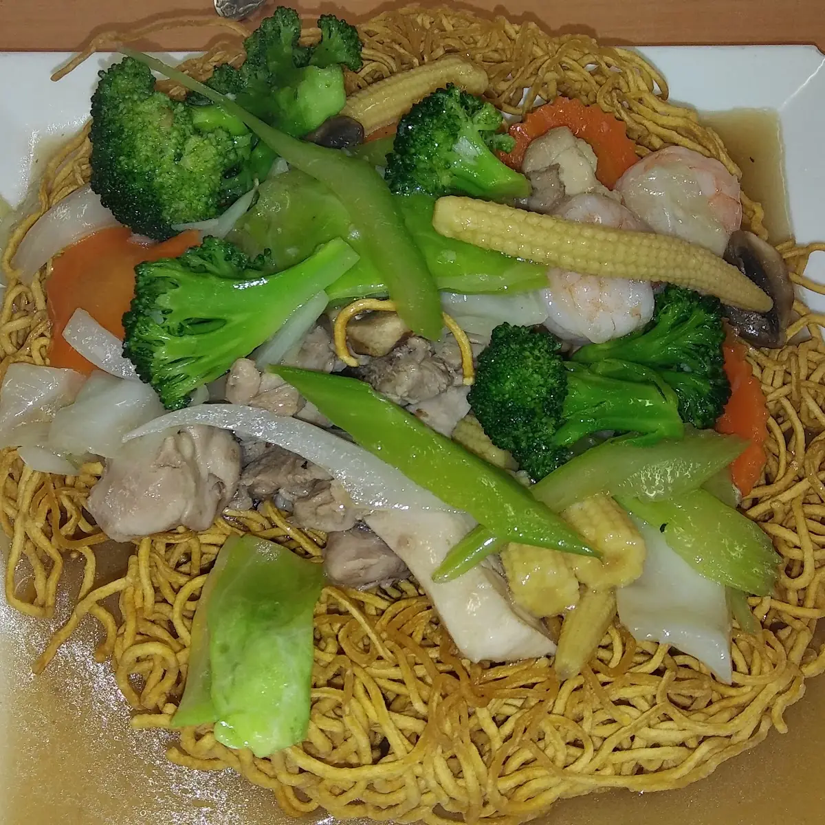Deep Fried Eggs Noodle with Chicken Vegetable Soup