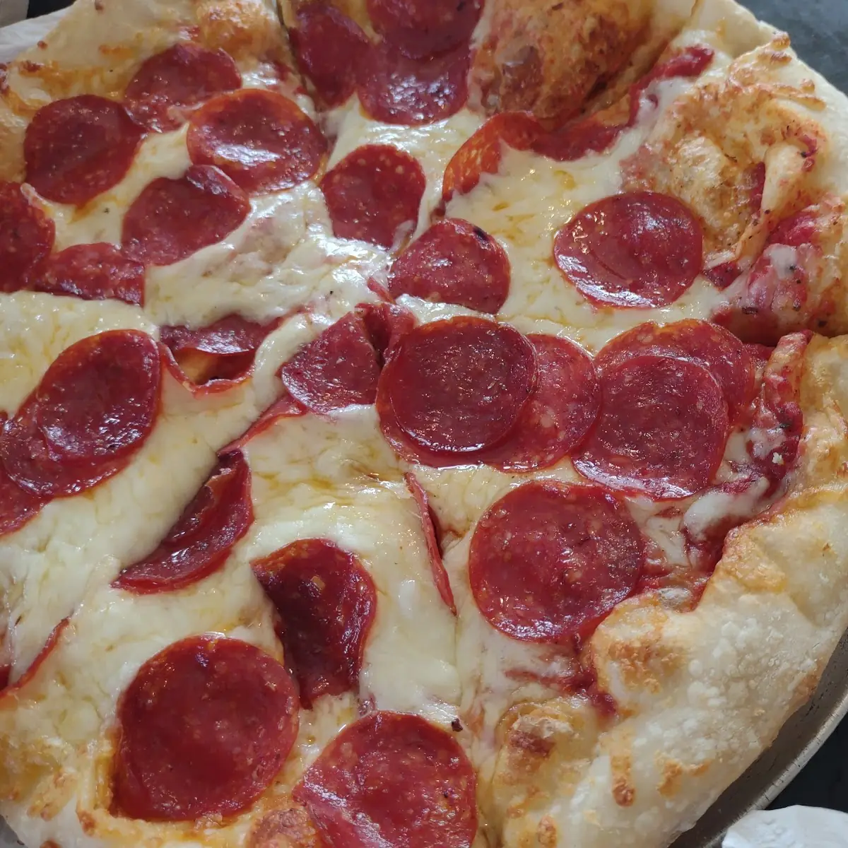 Medium Pepperoni Pizza