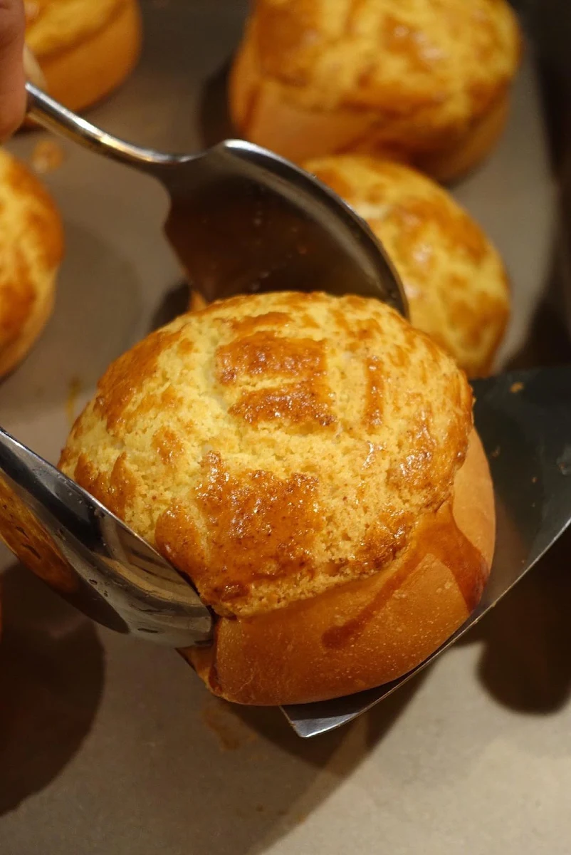 Signature Baking Pineapple Bun Set