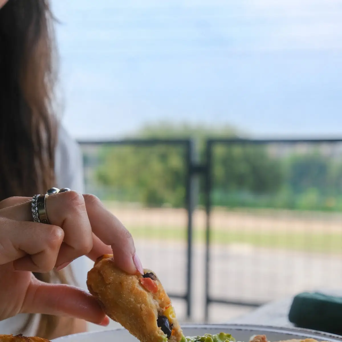 Side Guacamole