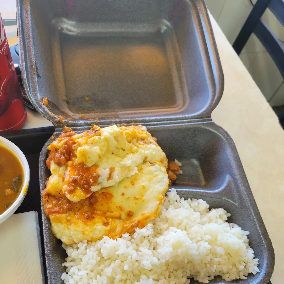 Lazagña Con Arroz Blanco