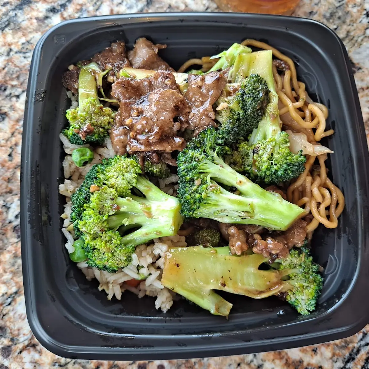 Rice Noodles and Broccoli Beef