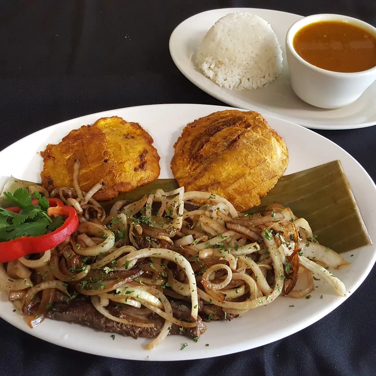 Bistec Encebollado