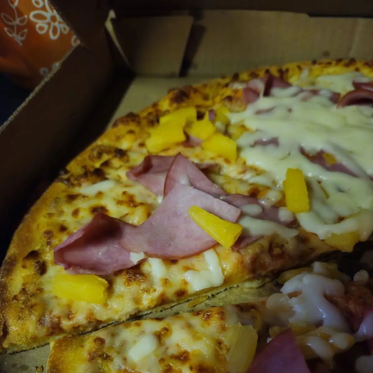 Hawaiian Pizza