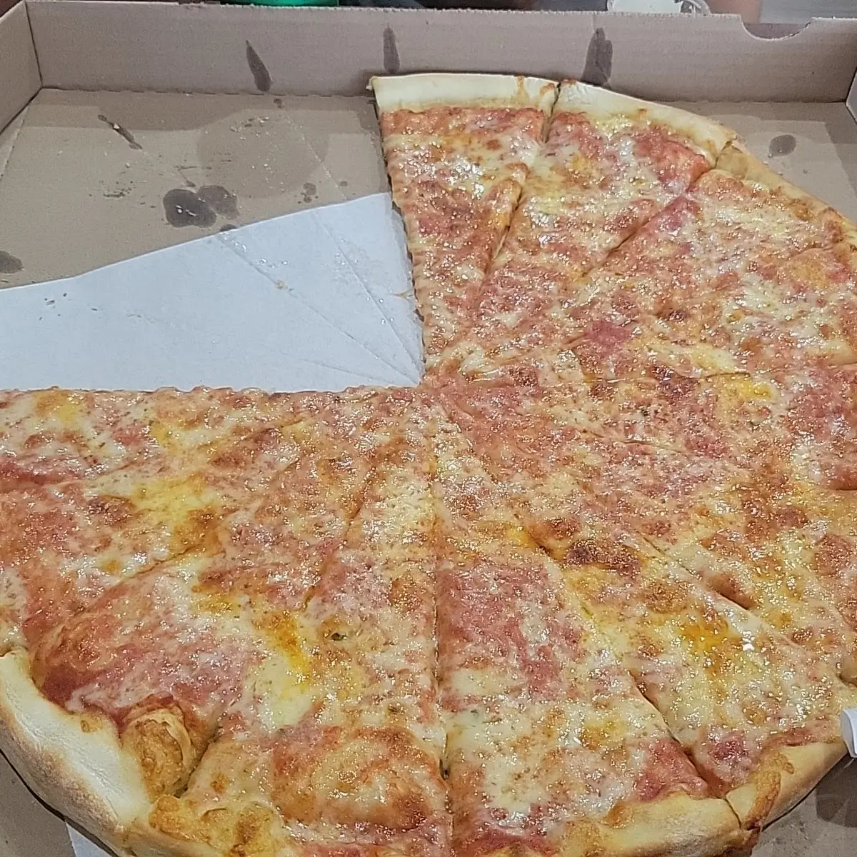 Cheese Pizza Classic