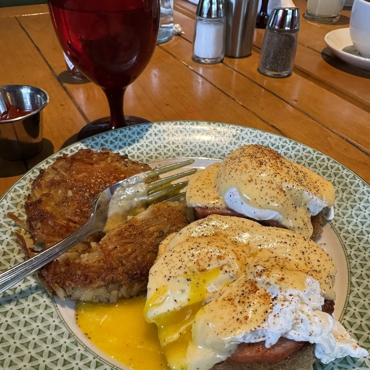 Smoked Salmon Benedict