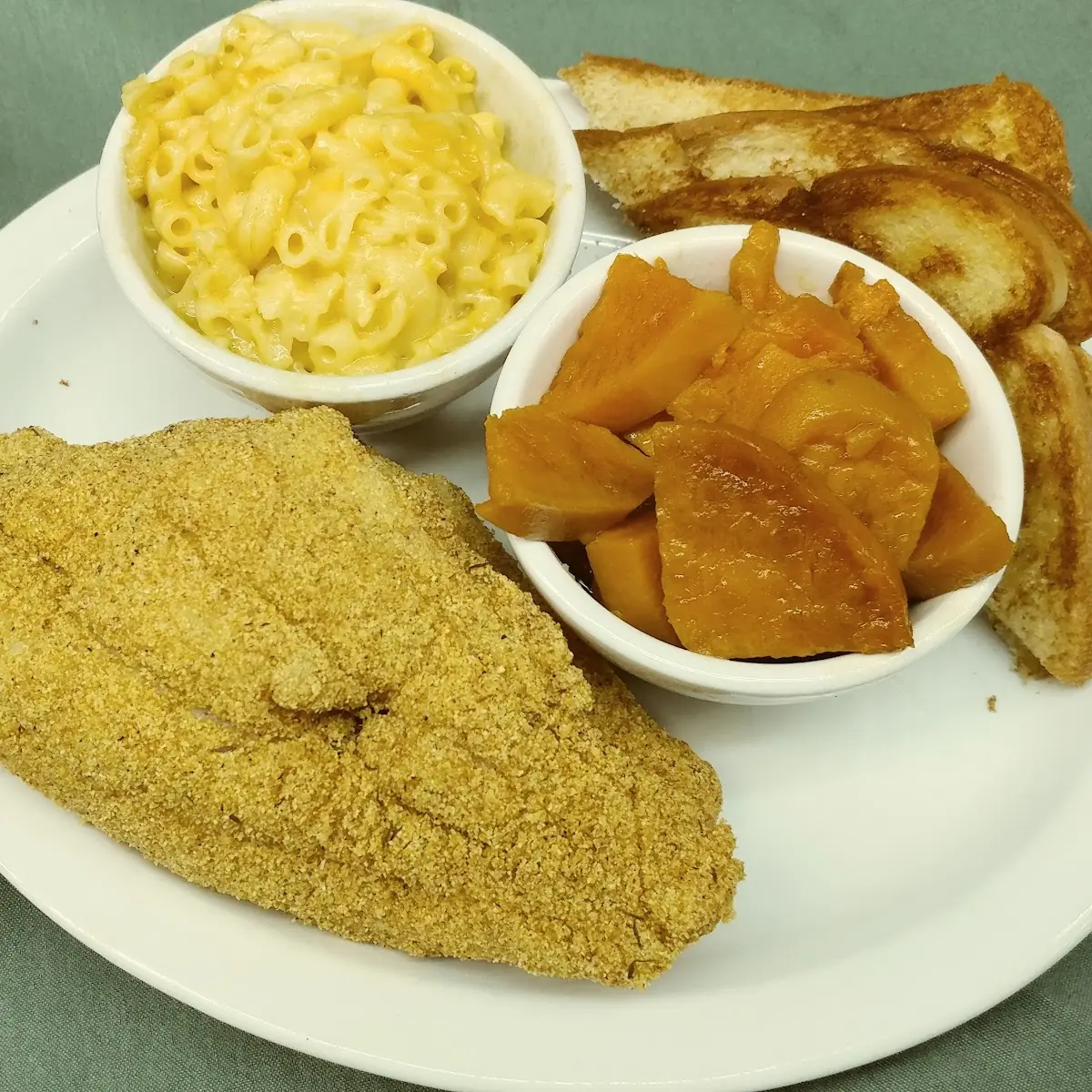 Catfish Dinner 2 Sides