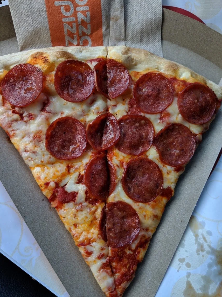 Pepperoni Pizza, Pizza Pizza