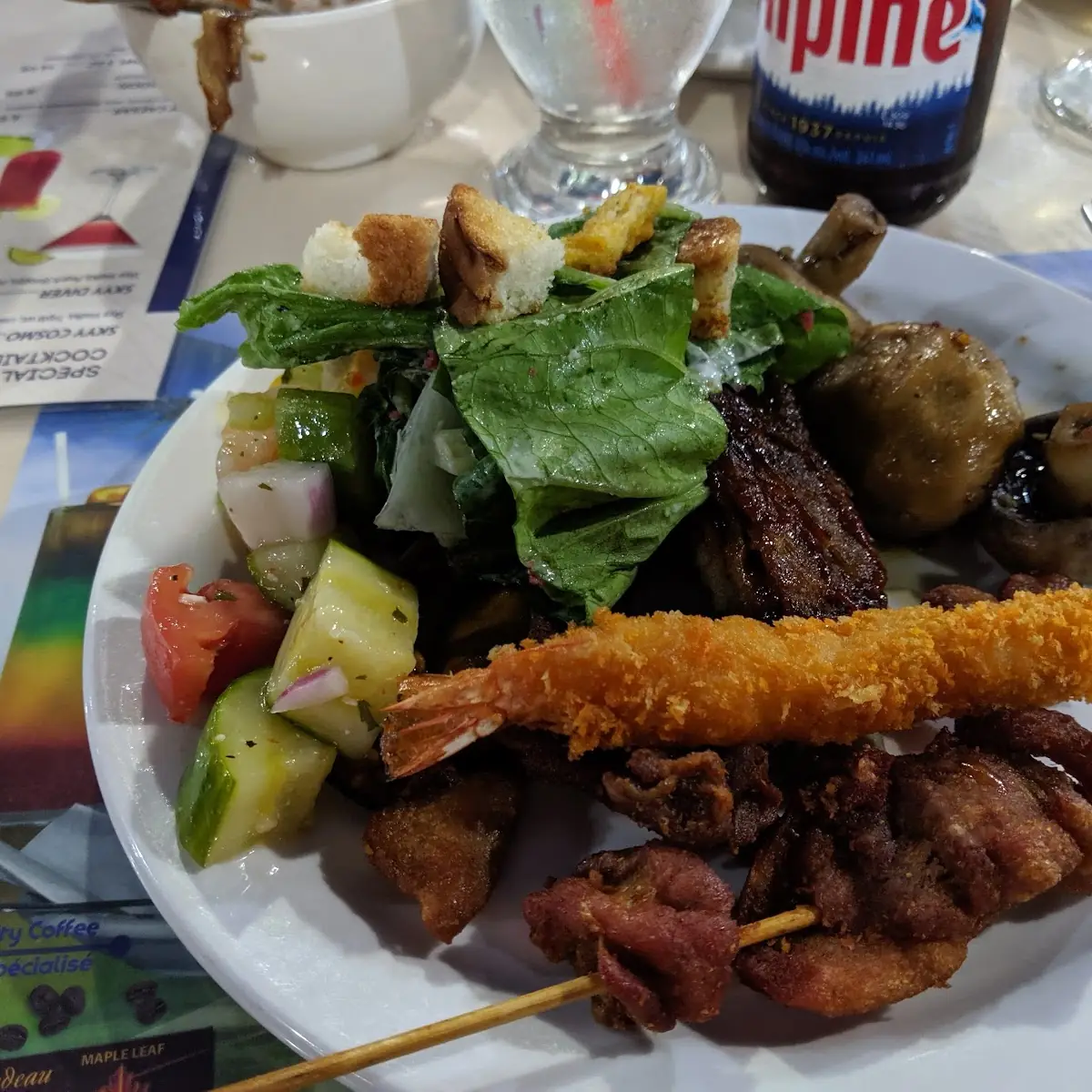 Highlights, Maple Leaf Queen's Buffet