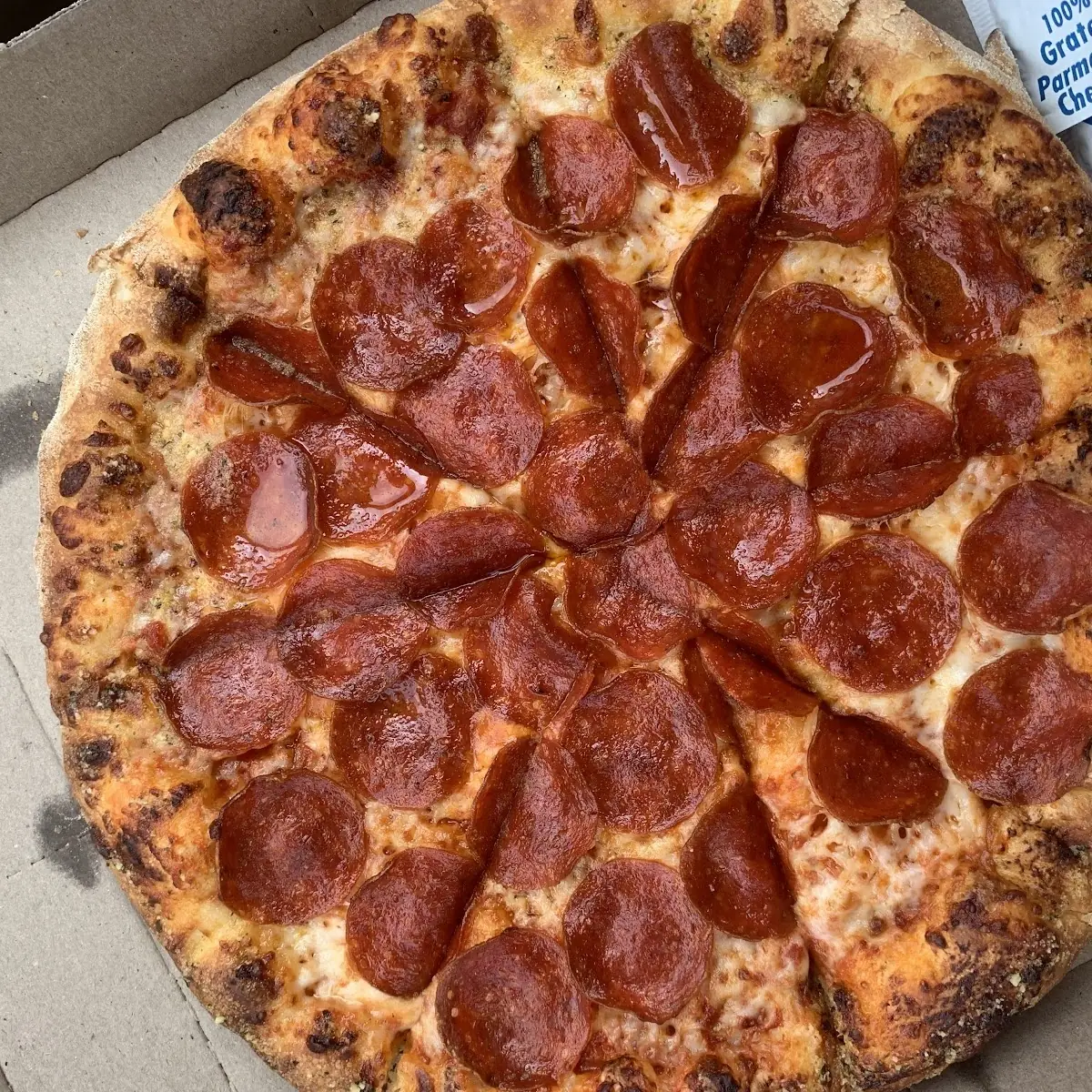 Medium Extra Pepperoni Pizza