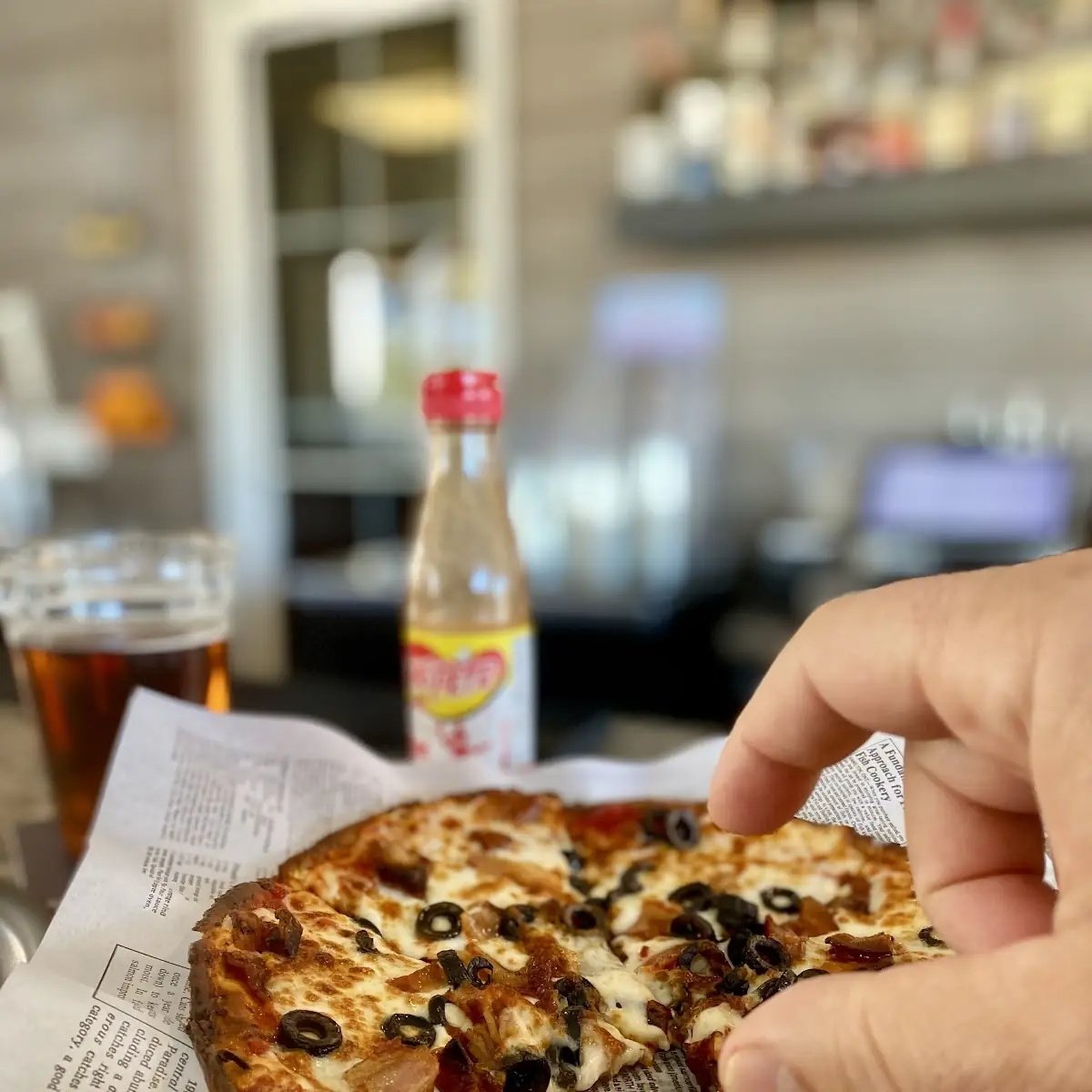 Bacon Mushroom & Black Olive Pizza