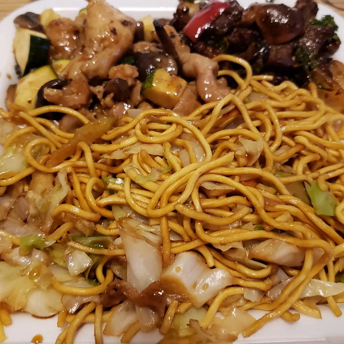 Beef with Garlic Sauce Noodles