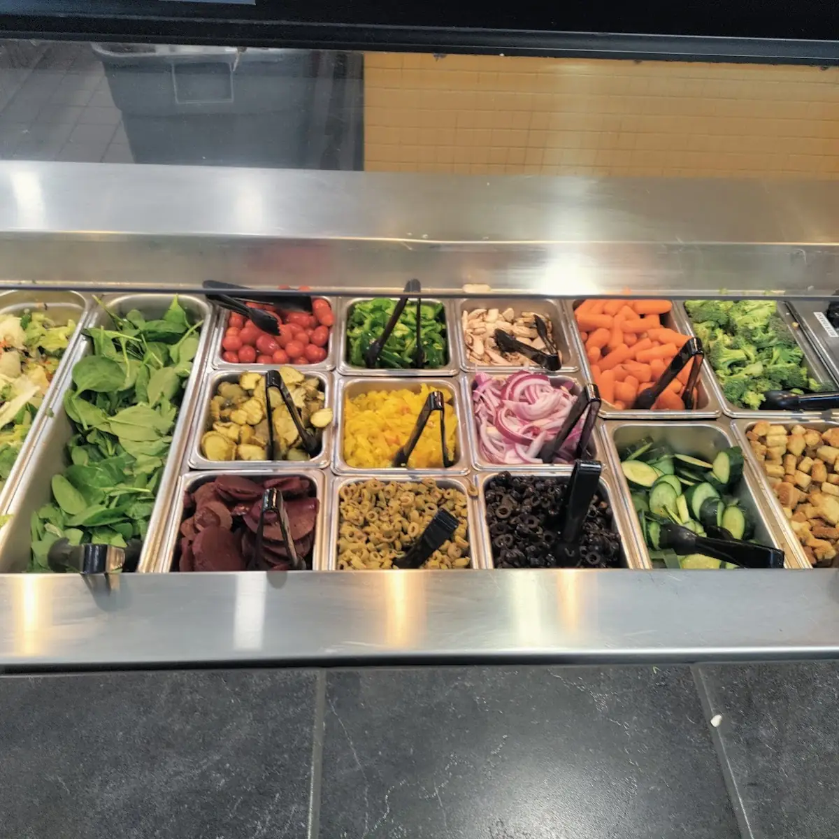 Fresh Salad Bar