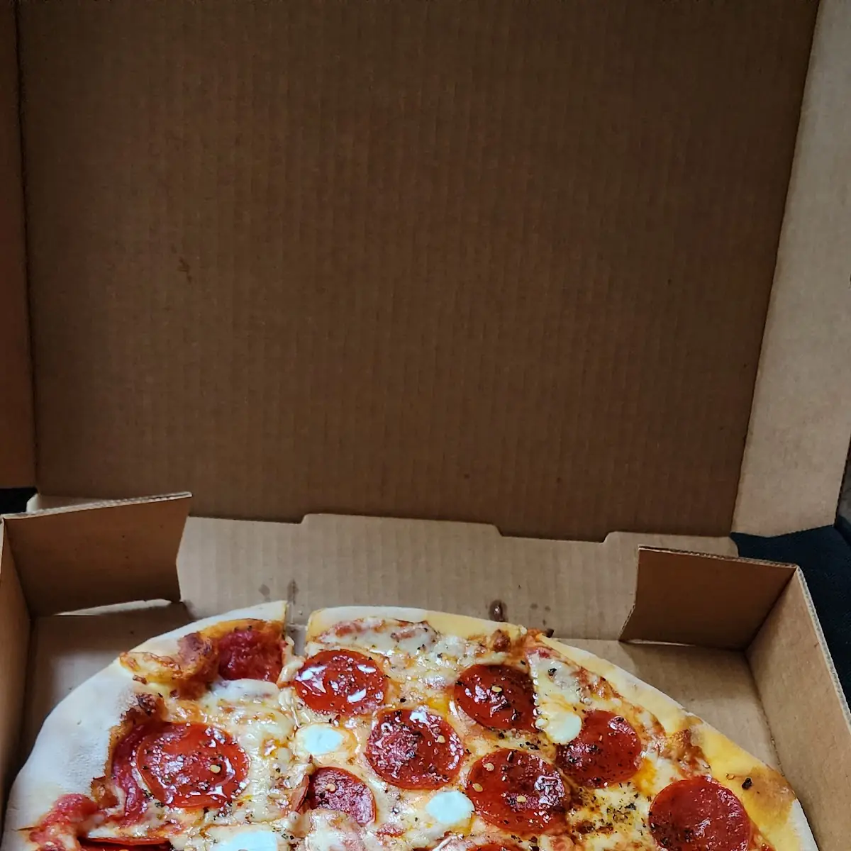 Bee Sting Pizza