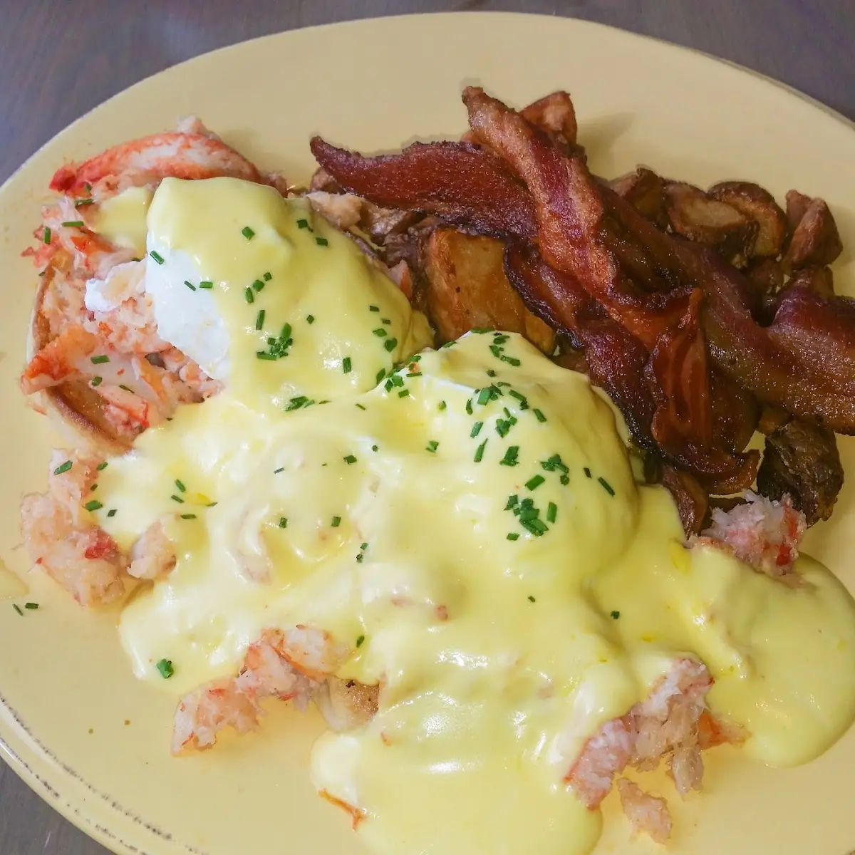 King Crab Eggs Benedict