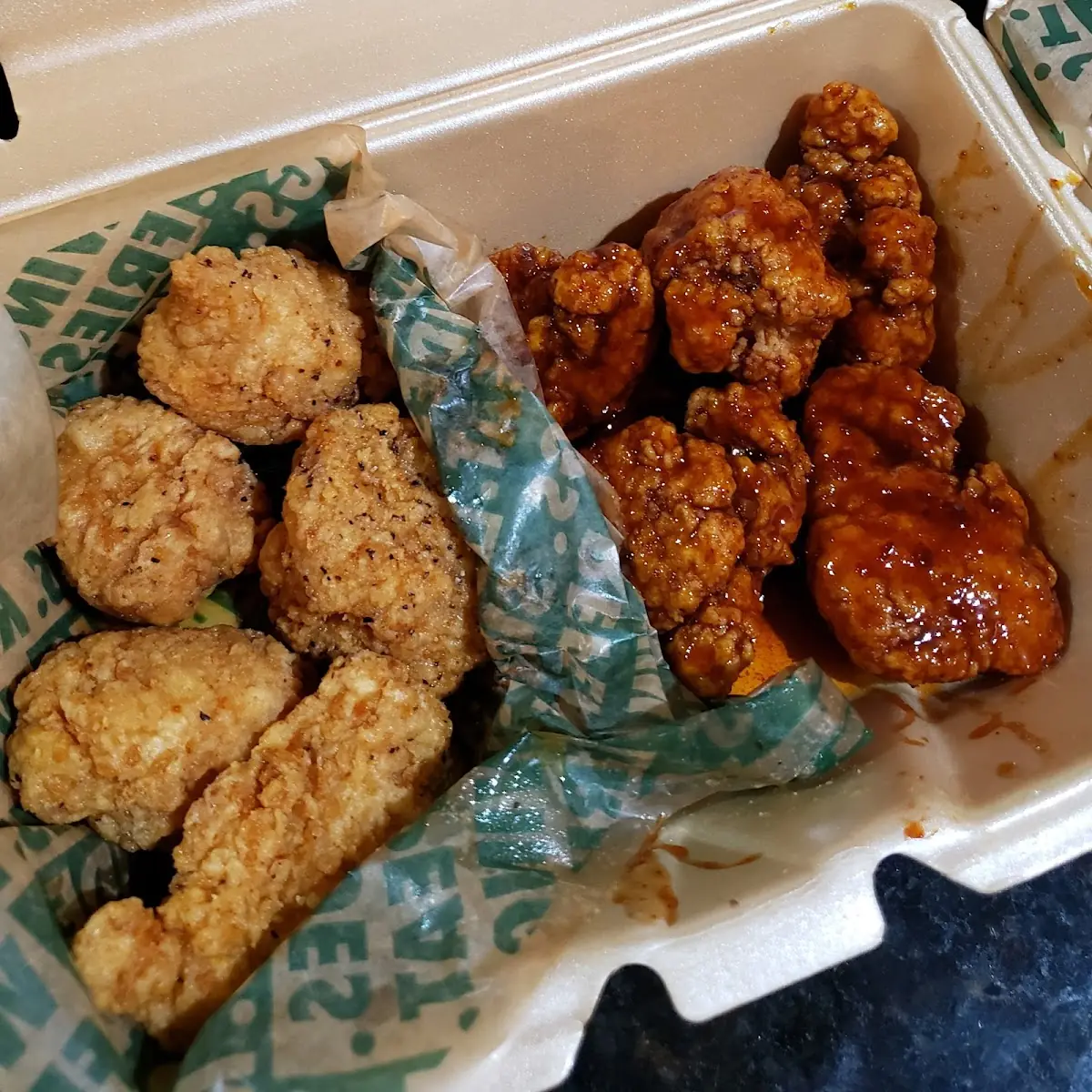 Boneless Wings Lemon Pepper