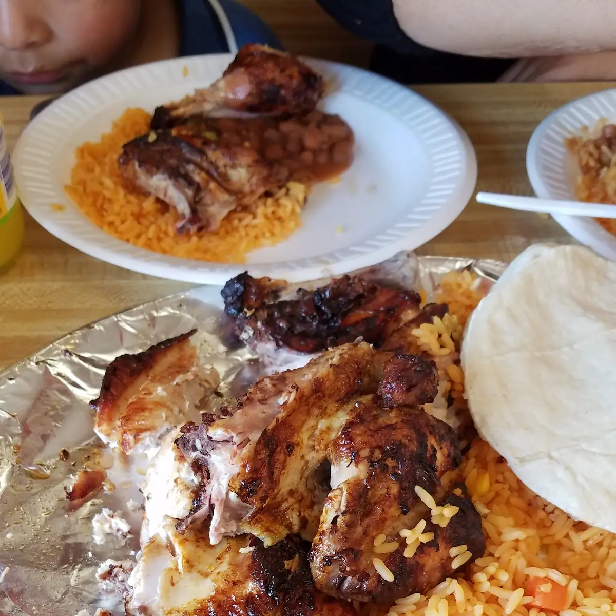 Pollo Asado Con Arroz