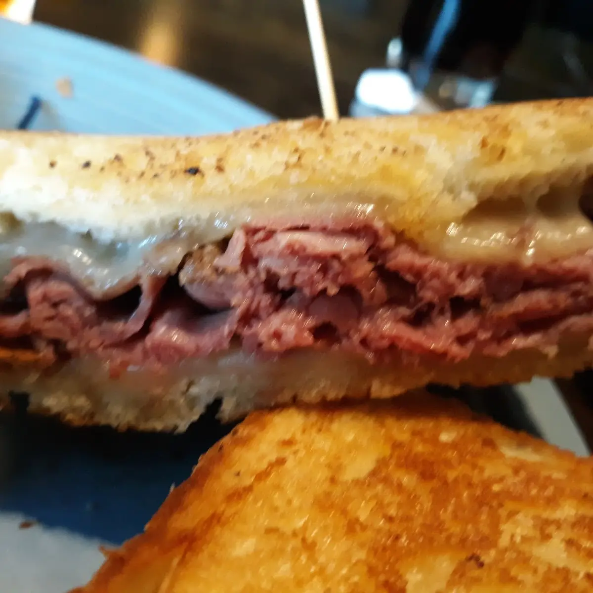 Grilled Roast Beef Sandwich