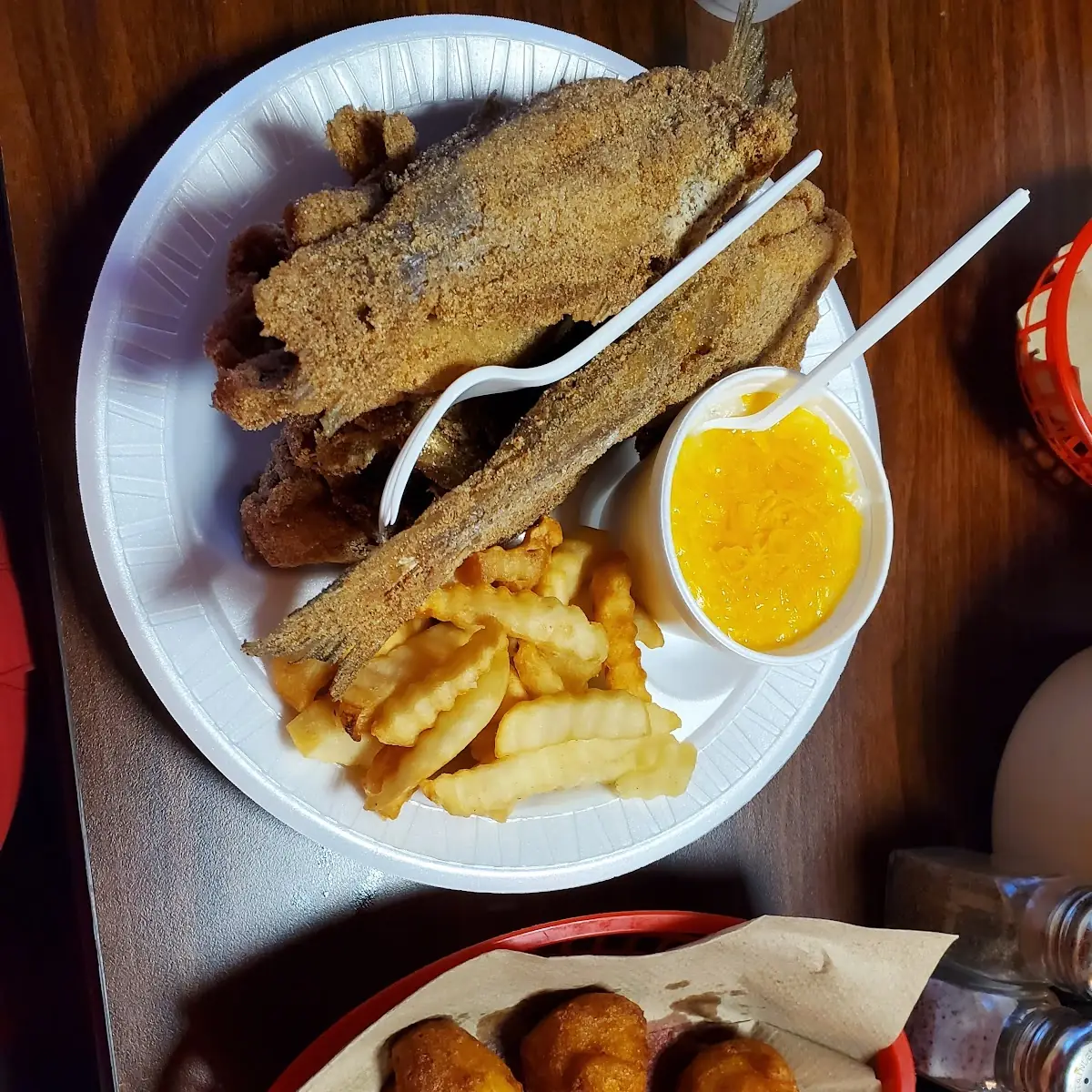 Deluxe Catfish Dinner