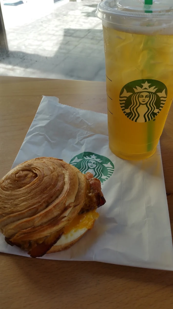Double-Smoked Bacon Cheddar & Egg Sandwich