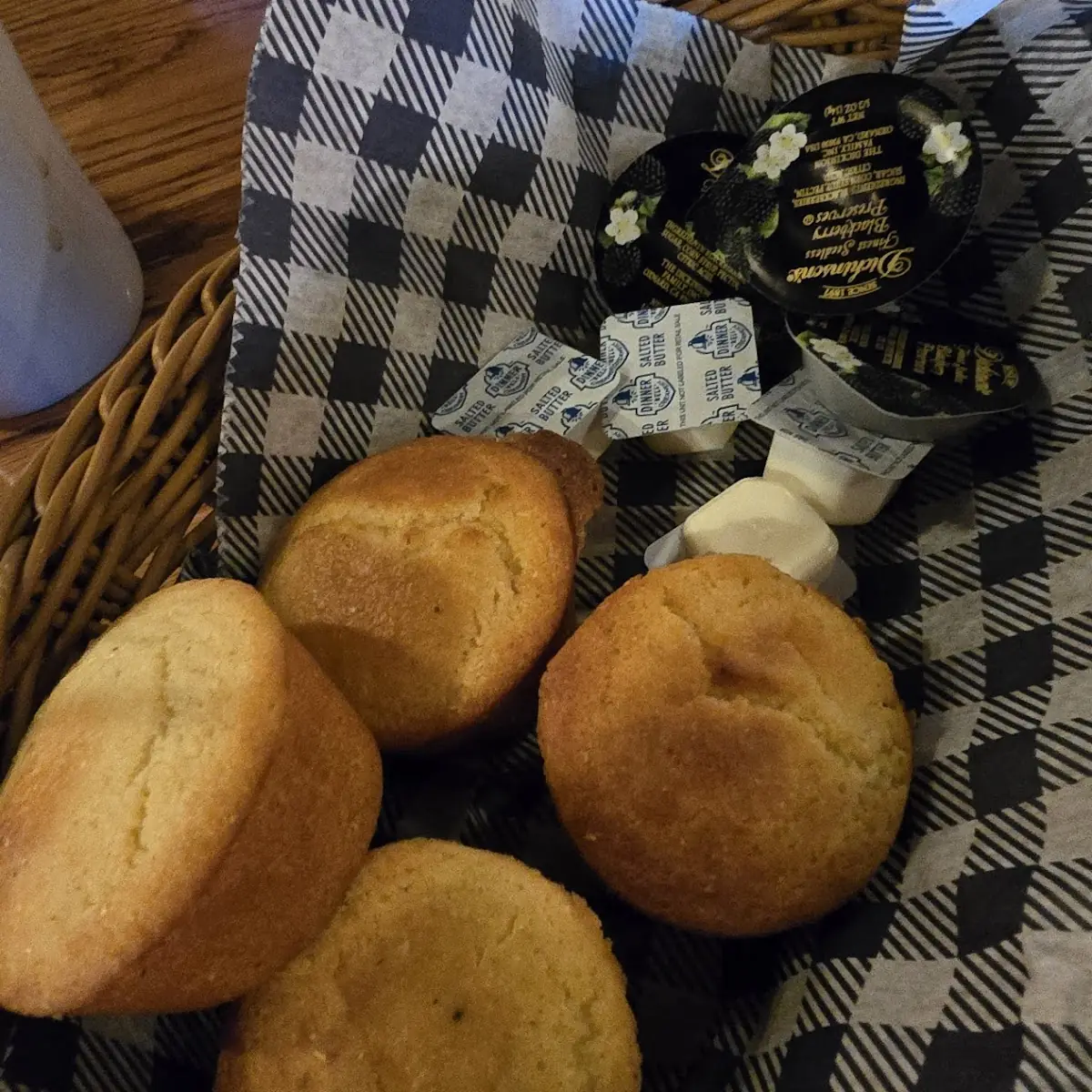 Cornbread Muffins 4
