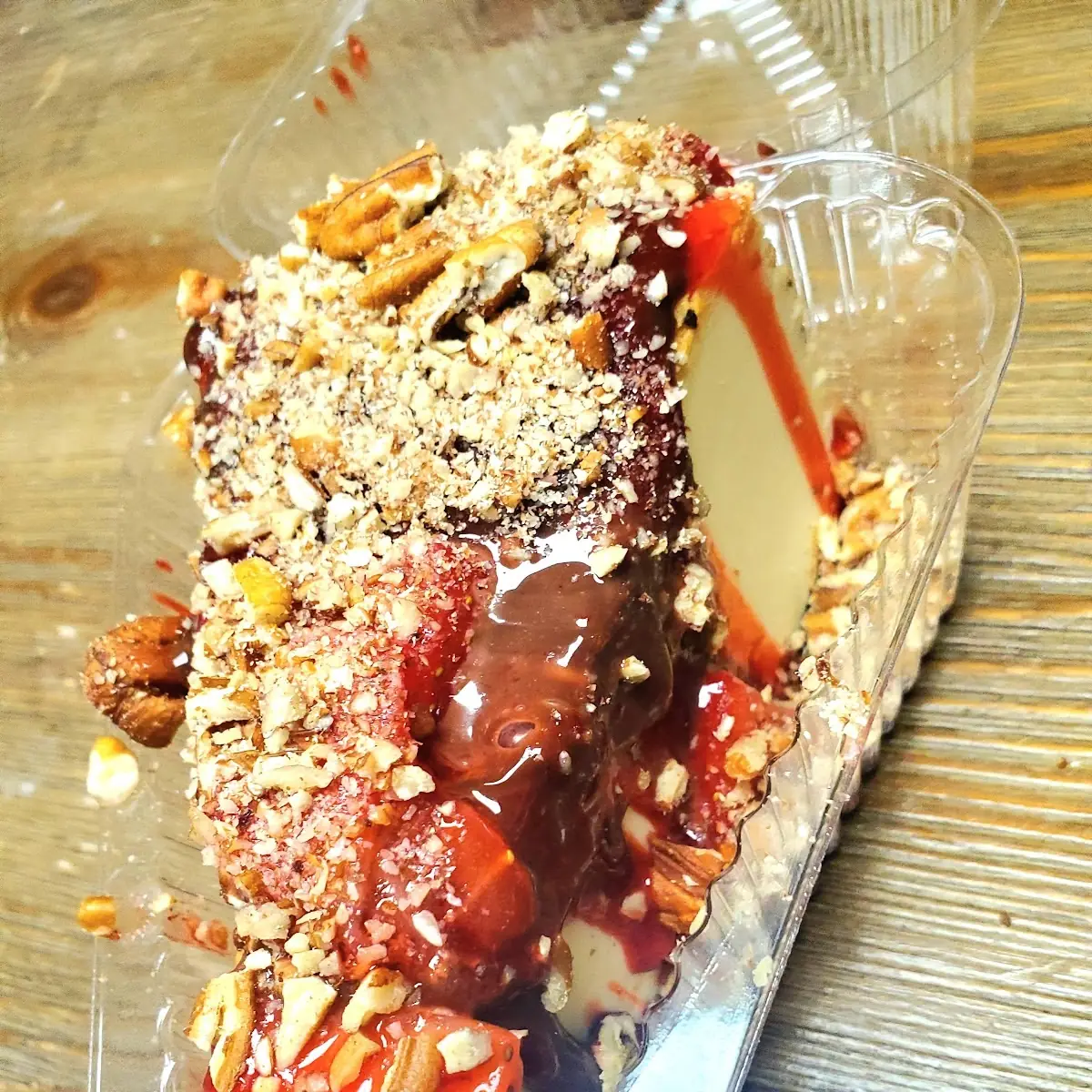 Chocolate Strawberry Cheesecake