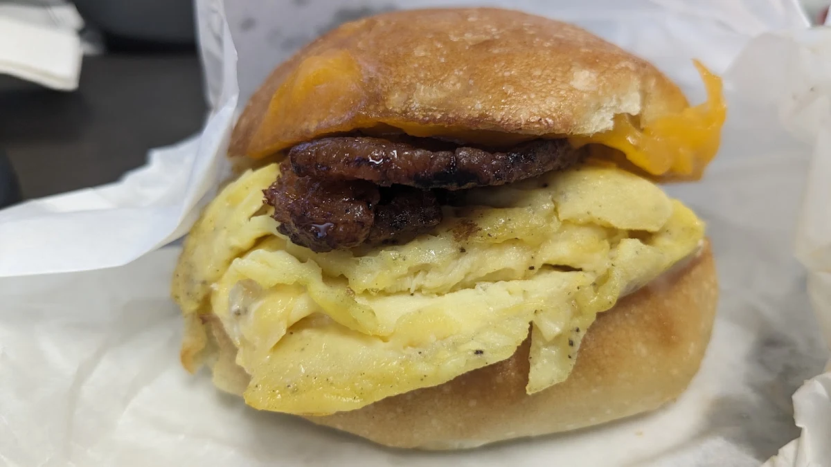 Bacon Egg & Cheddar