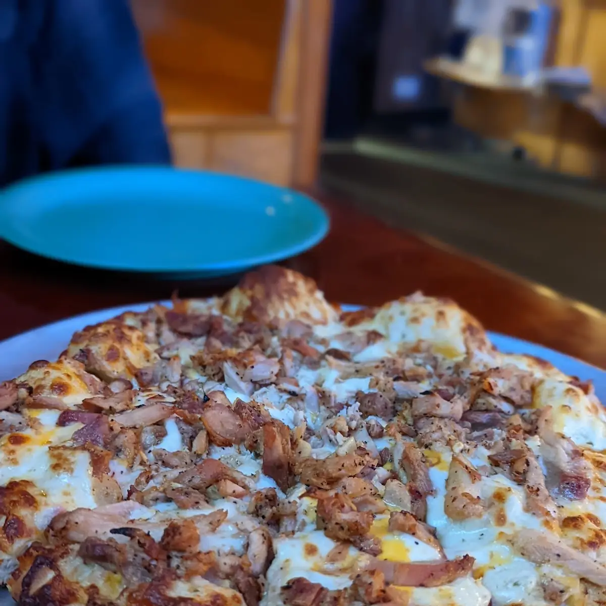 Garlic Chicken Pizza