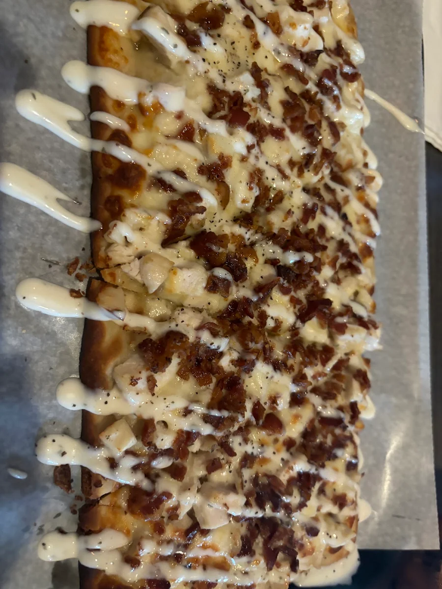 Chicken Bacon Ranch Flatbread Pizza