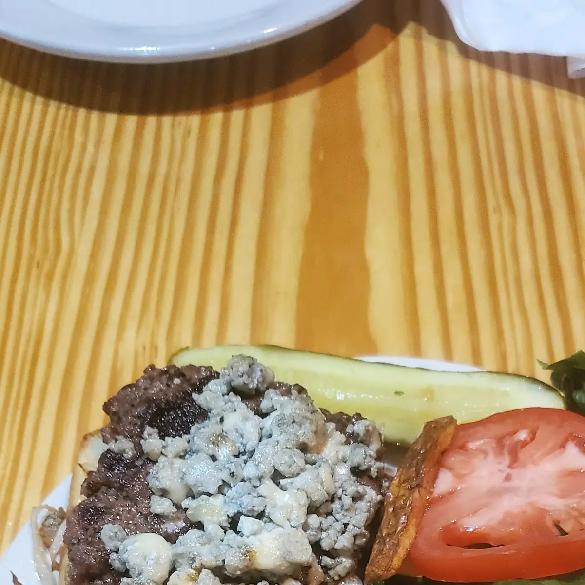 Cheeseburger with Blue Cheese