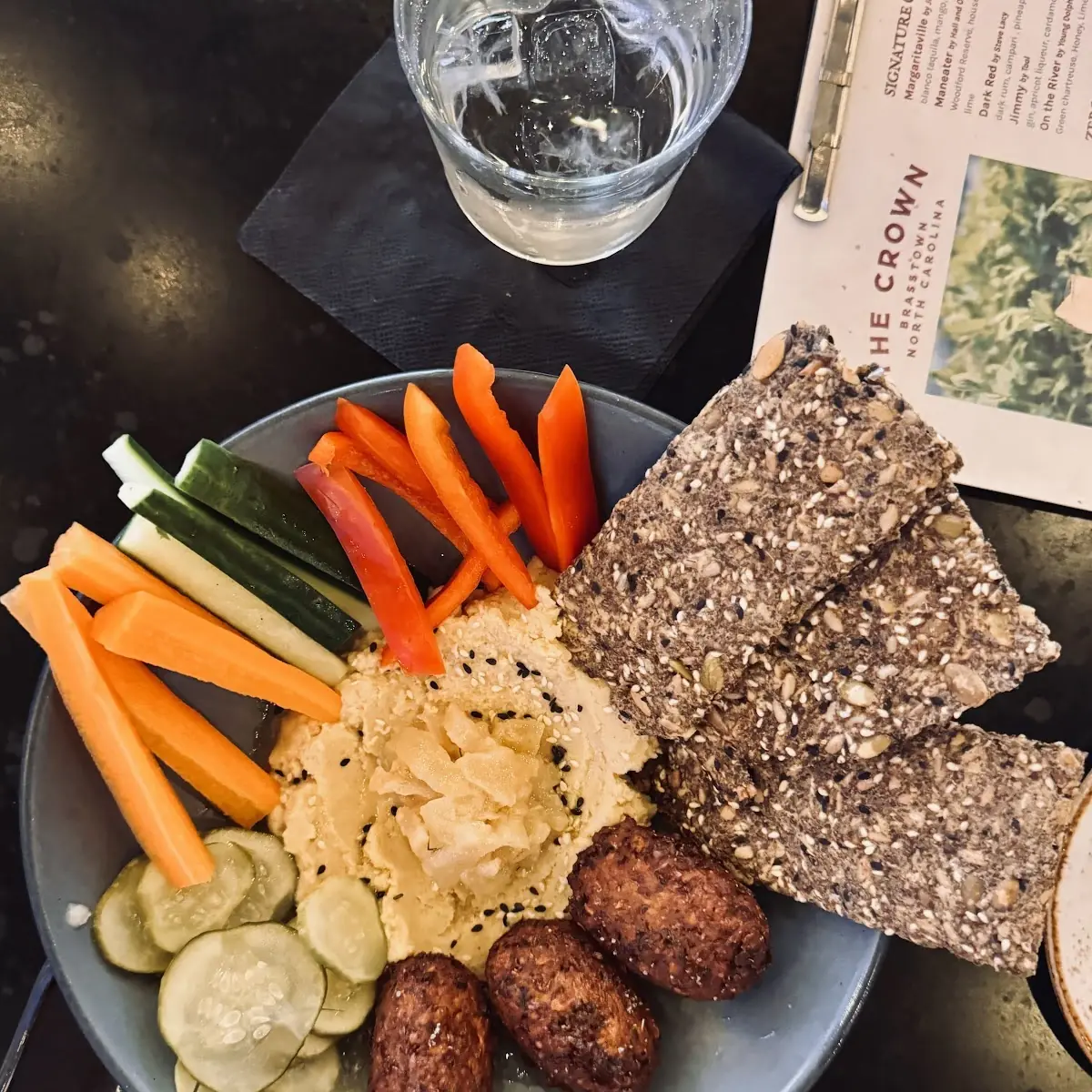Falafel Hummus Plate