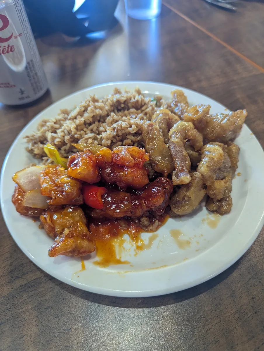 Ginger Beef Sweat and Sour Pork & Chicken Fried Rust